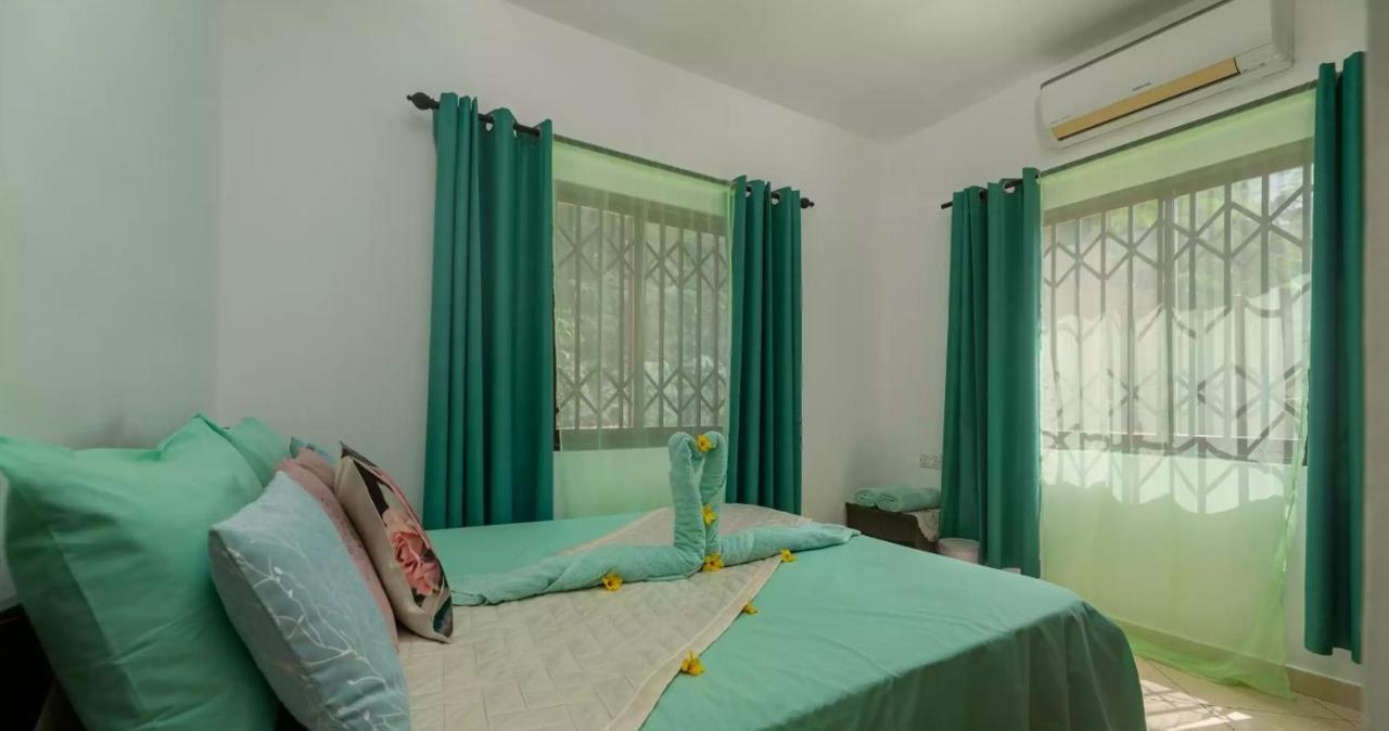 Chez Benoit Self Catering Διαμέρισμα Victoria Εξωτερικό φωτογραφία