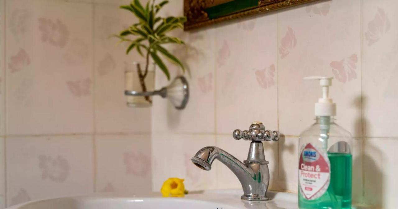 Chez Benoit Self Catering Διαμέρισμα Victoria Εξωτερικό φωτογραφία